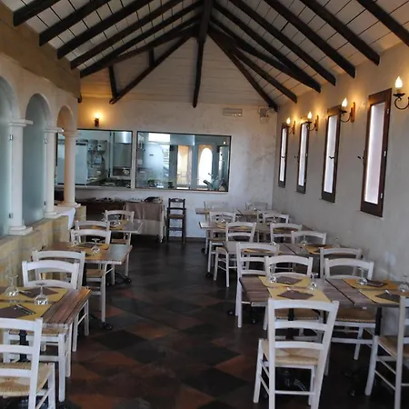 Apartmanhotel Luxar Assemini